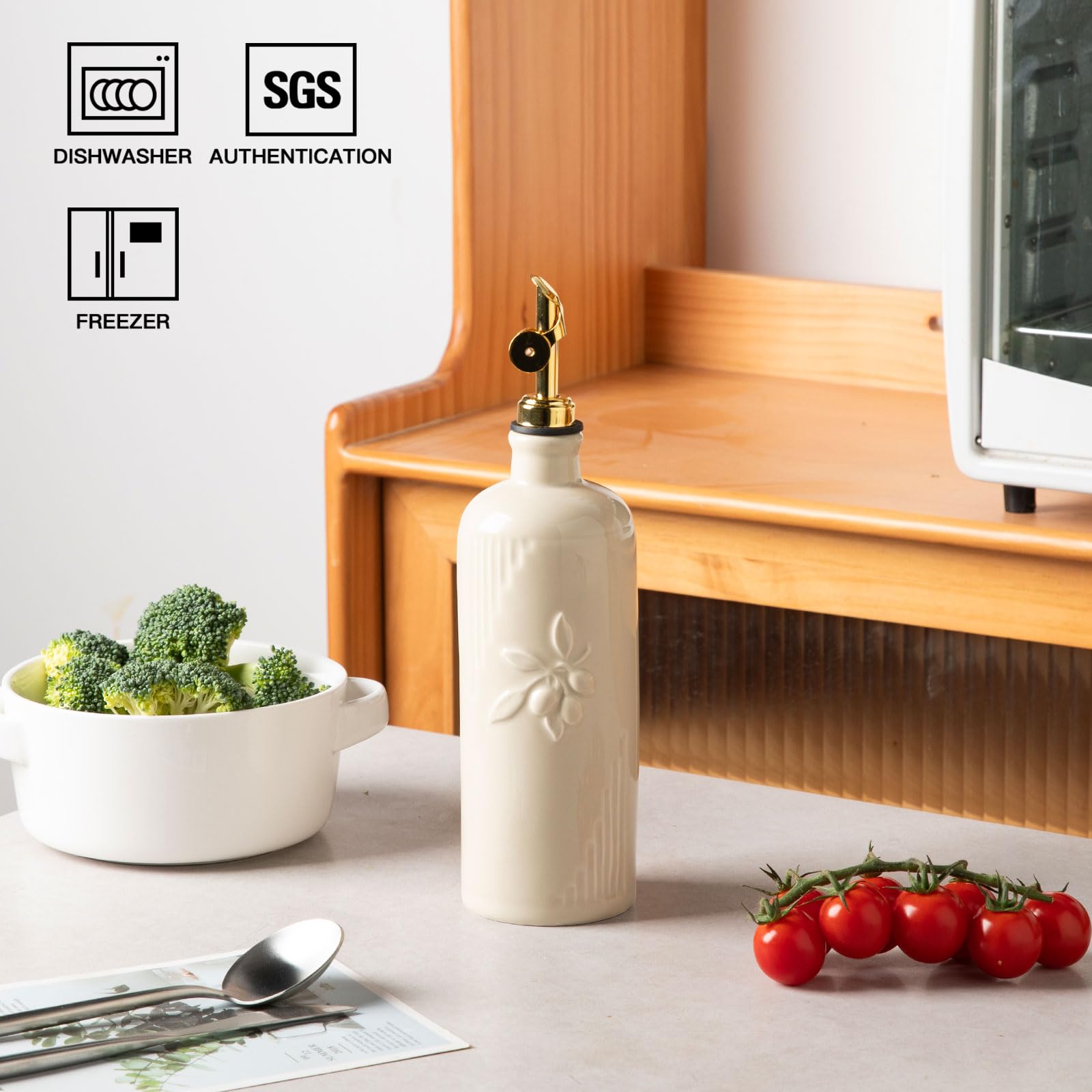20-Ounce Ceramic Olive Oil Dispenser with Gold Spout