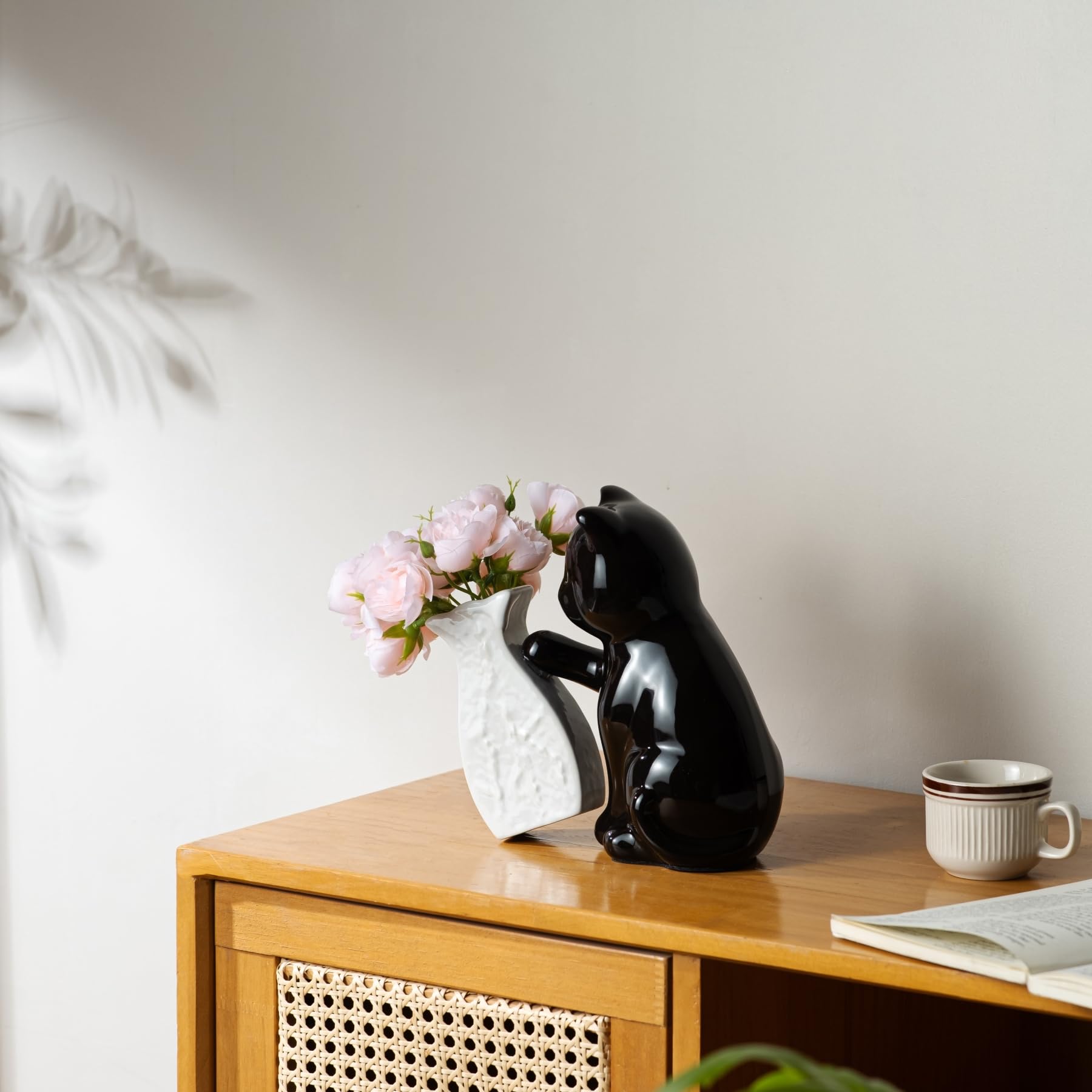 7.5-Inch Ceramic Cat Vase with Artificial Flowers
